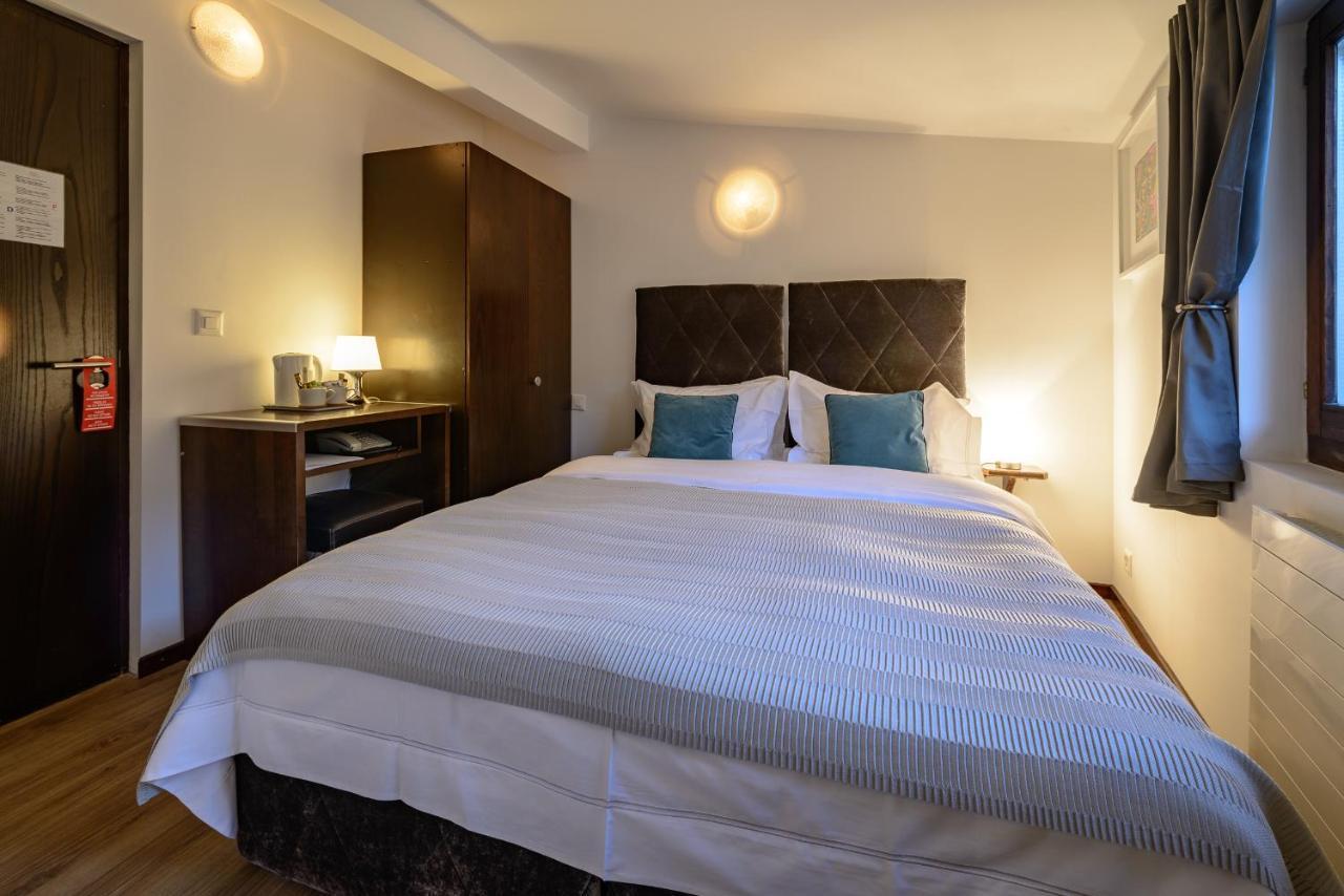 Central Hotel Верб'є Екстер'єр фото