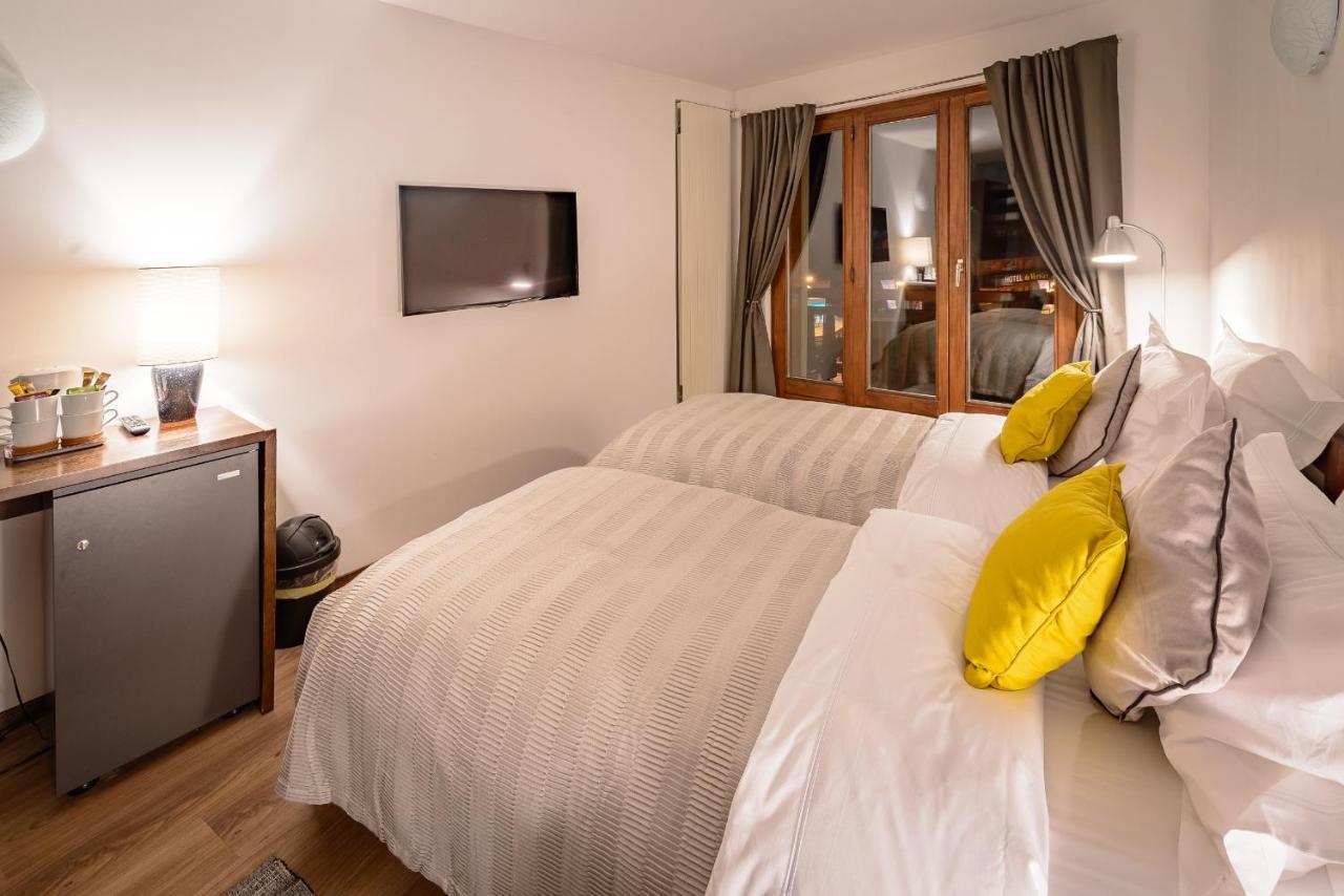 Central Hotel Верб'є Екстер'єр фото