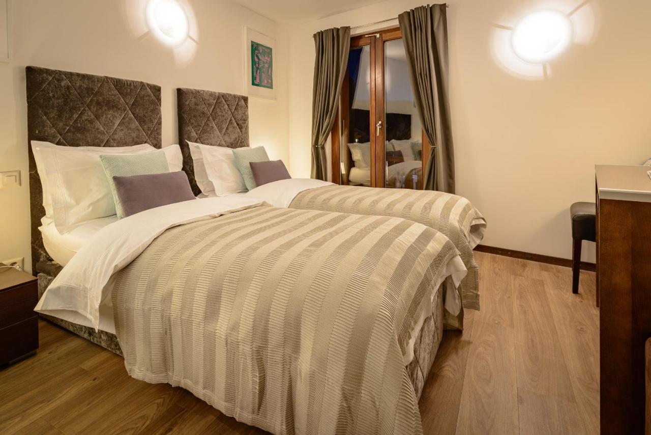 Central Hotel Верб'є Екстер'єр фото